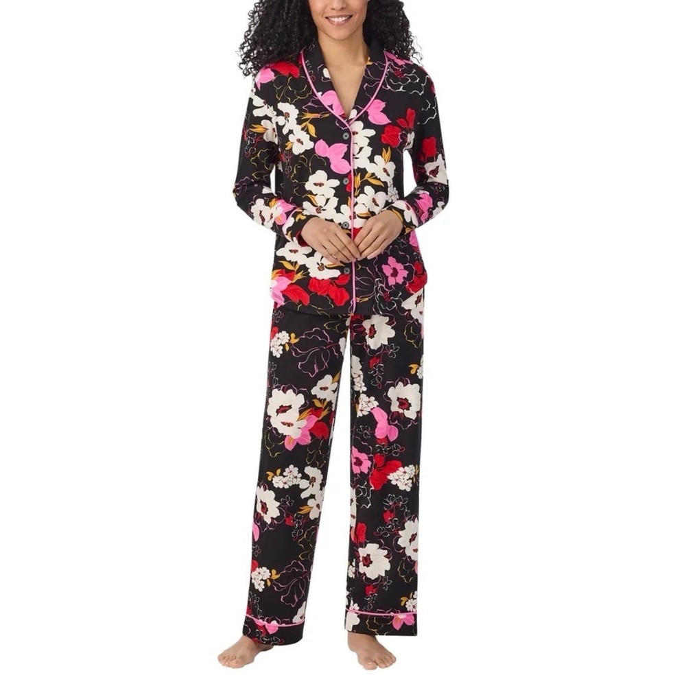 Elegant Floral Women's Pajama Set - Black and Pink